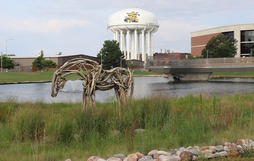 WSU campus with view of lake, water tower and horse statue